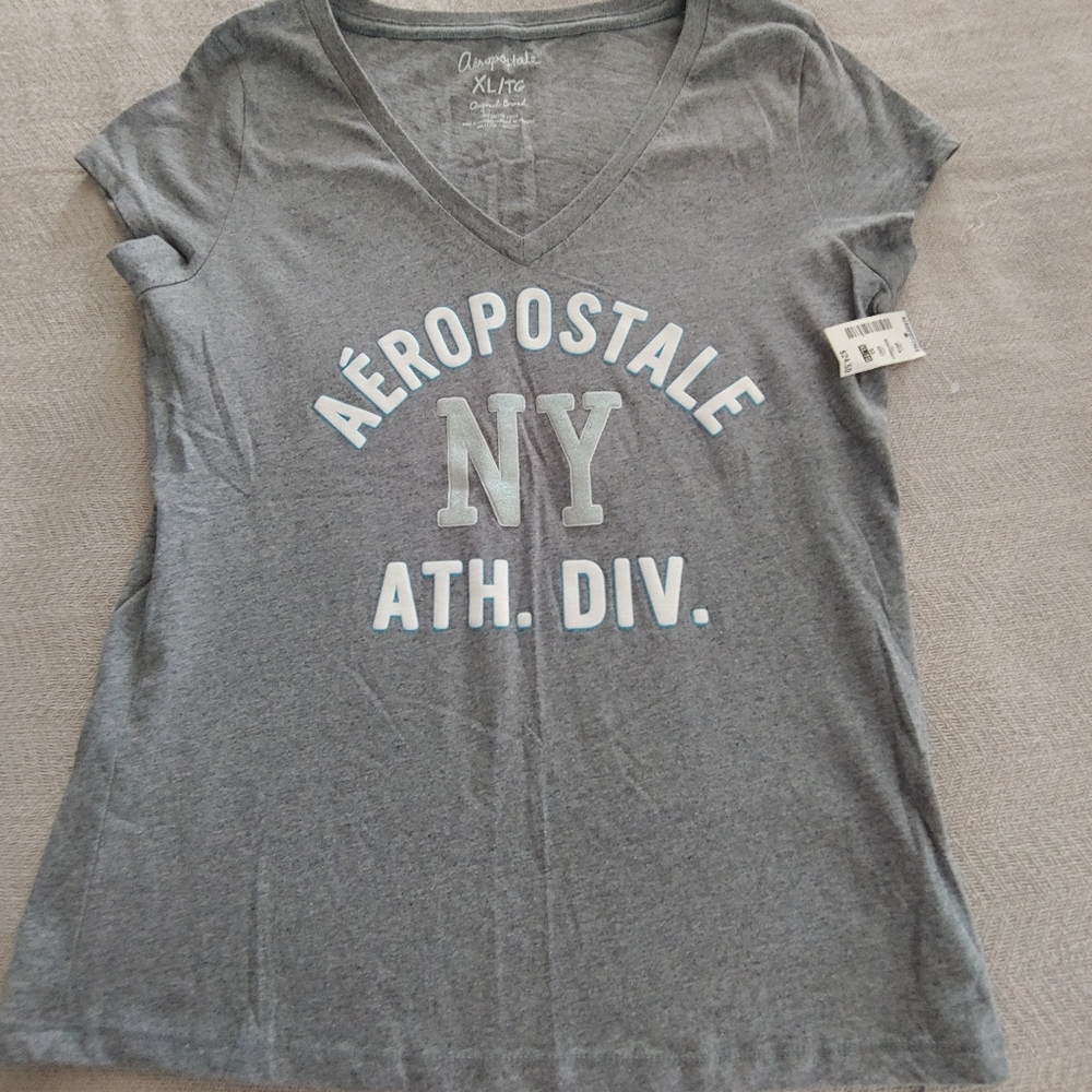 Aeropostale women's tee